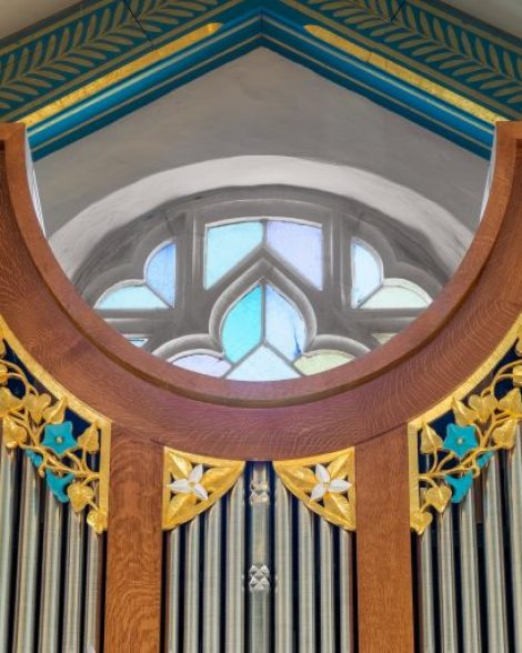164-Case-Detail-1333x2000-770x513