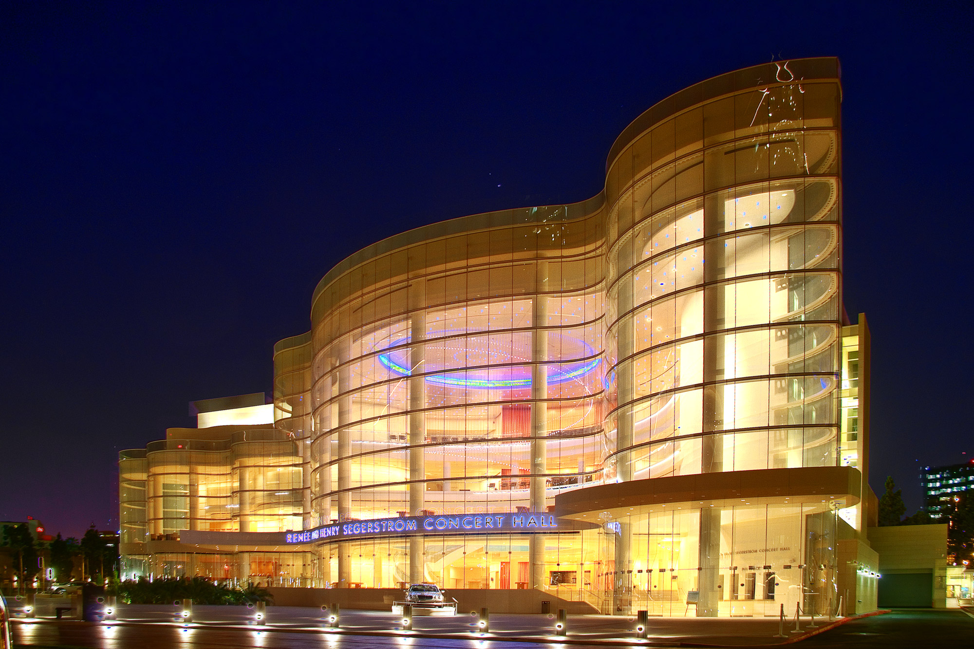 130-Segerstrom-Hall-1333x2000