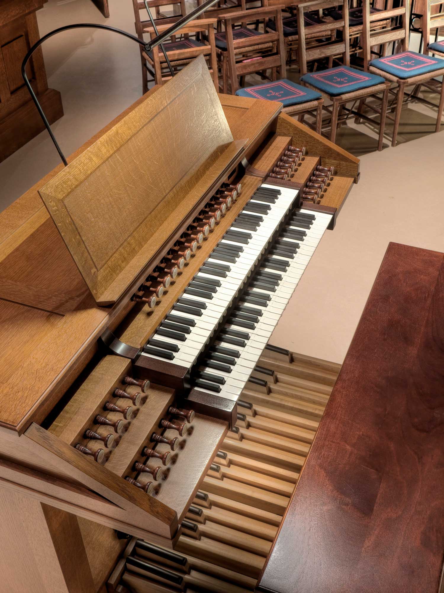 137-Console-2000x1500